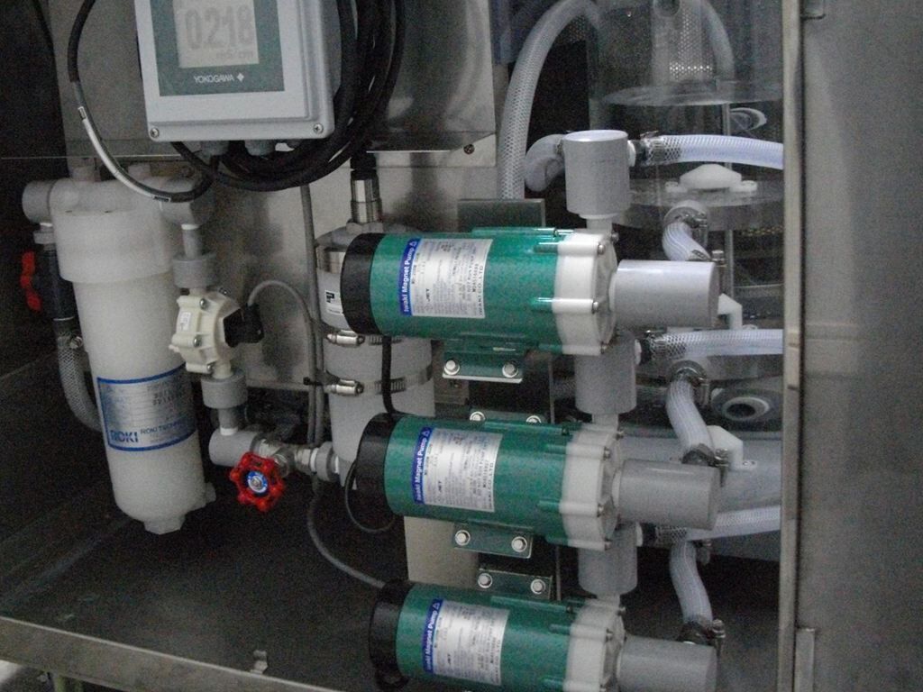 高圧押出機